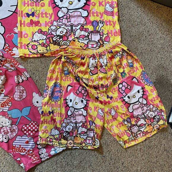 Girls Summer Outfit Set Hello Kitty And Friends S/M 8-10 2Shorts 2Shirts Casual - Picture 5 of 7